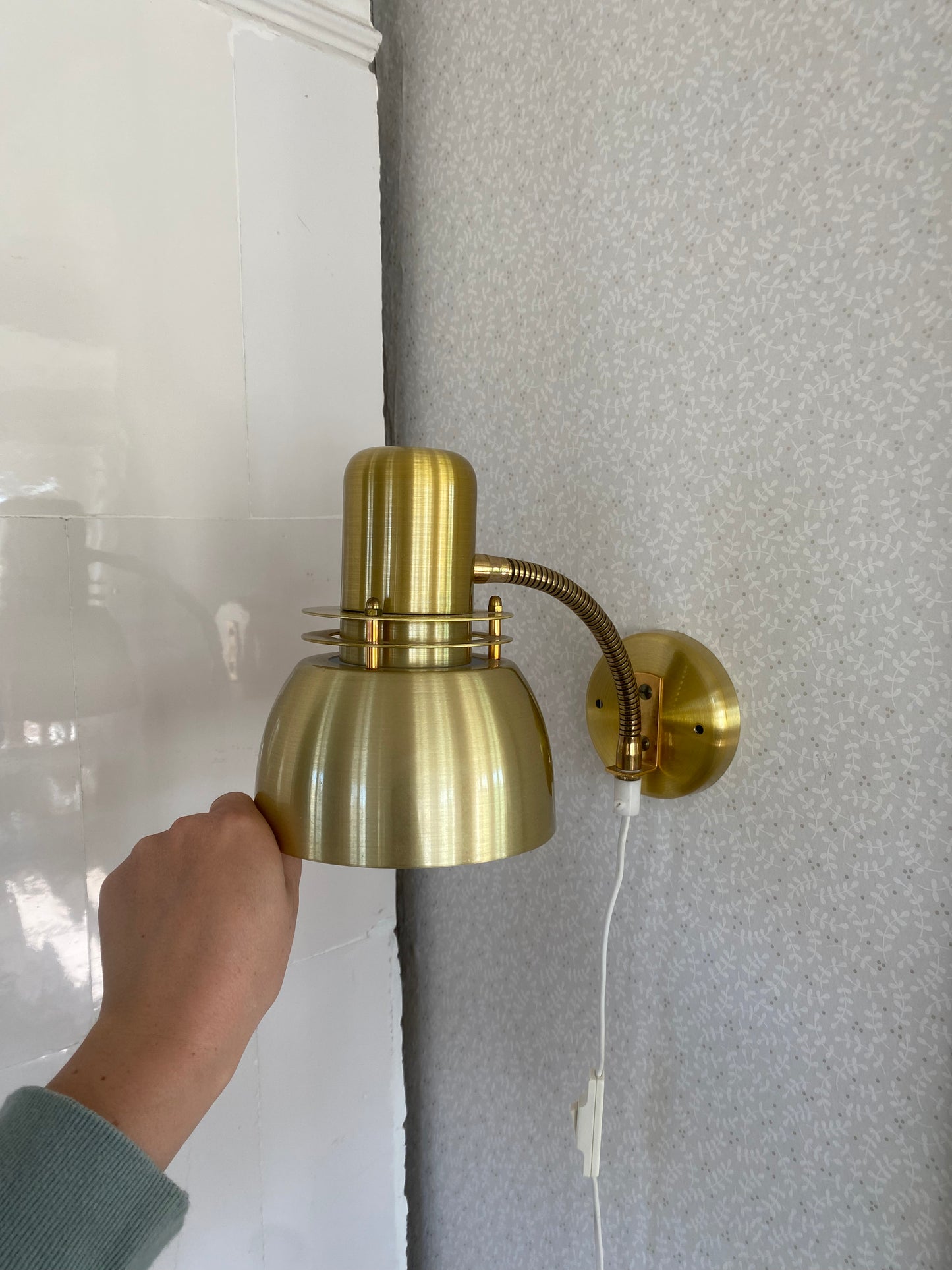 Vägglampa i mässing