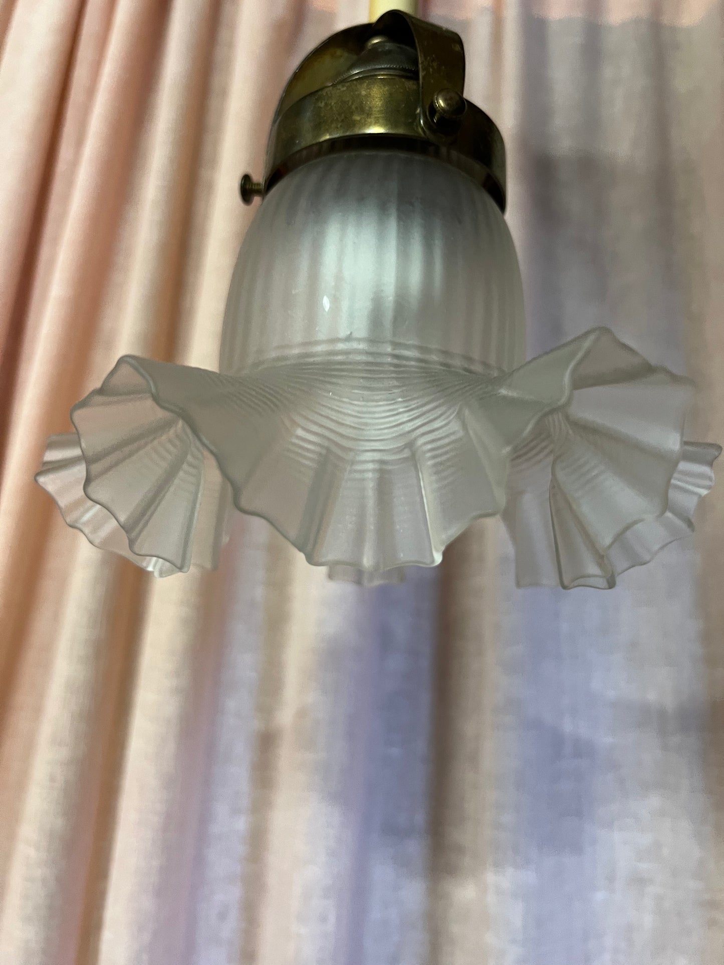Gräddbakelse till lampa med volang