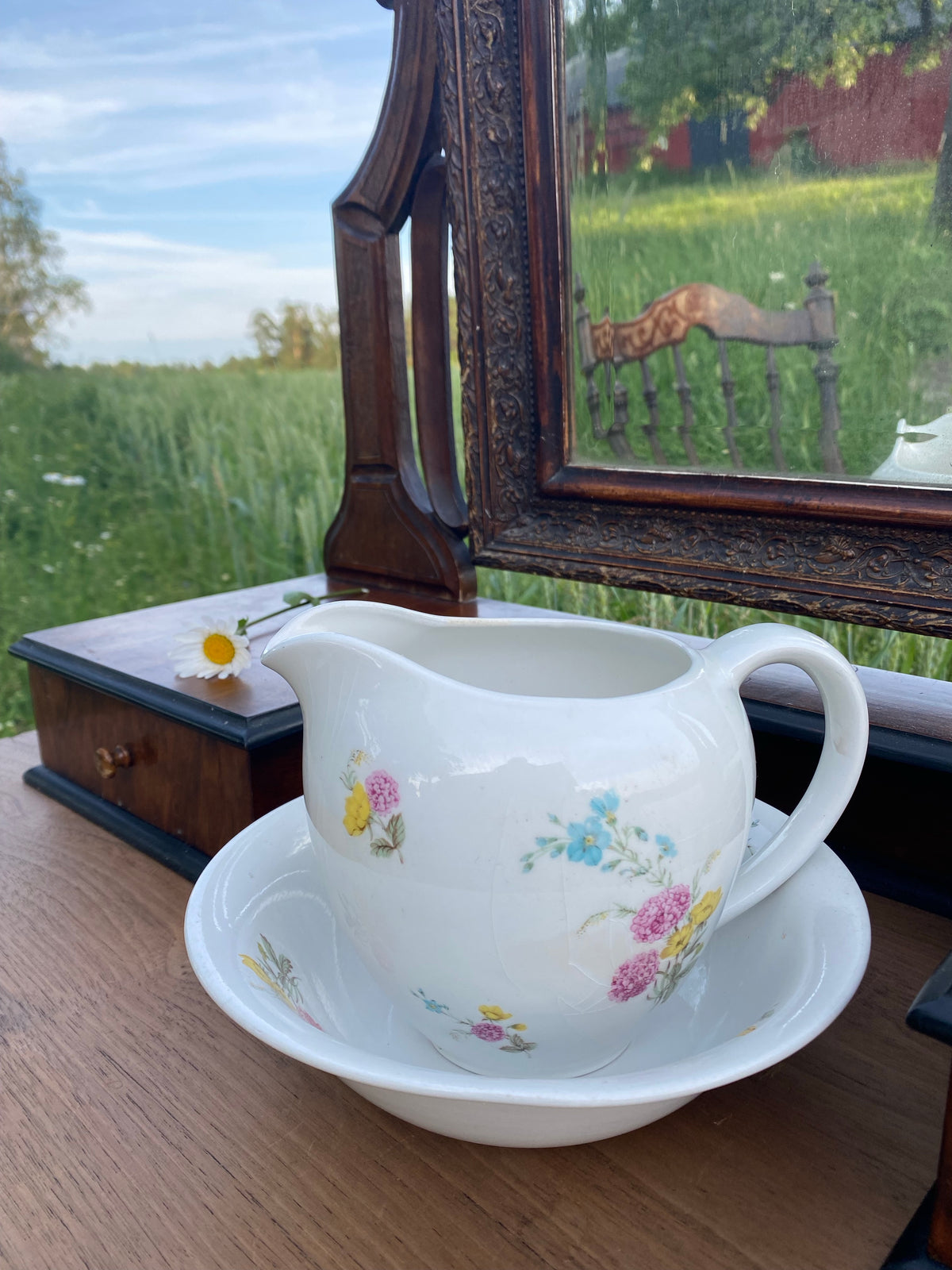 Sommarens sötaste set med kanna och skål