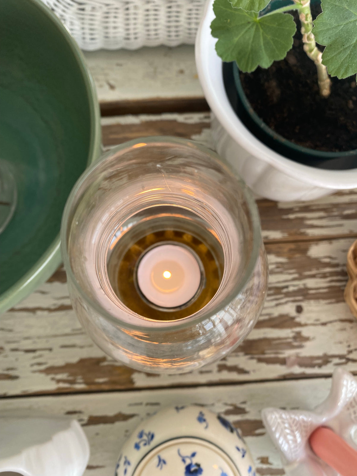 Ljuslykta i glas och mässing