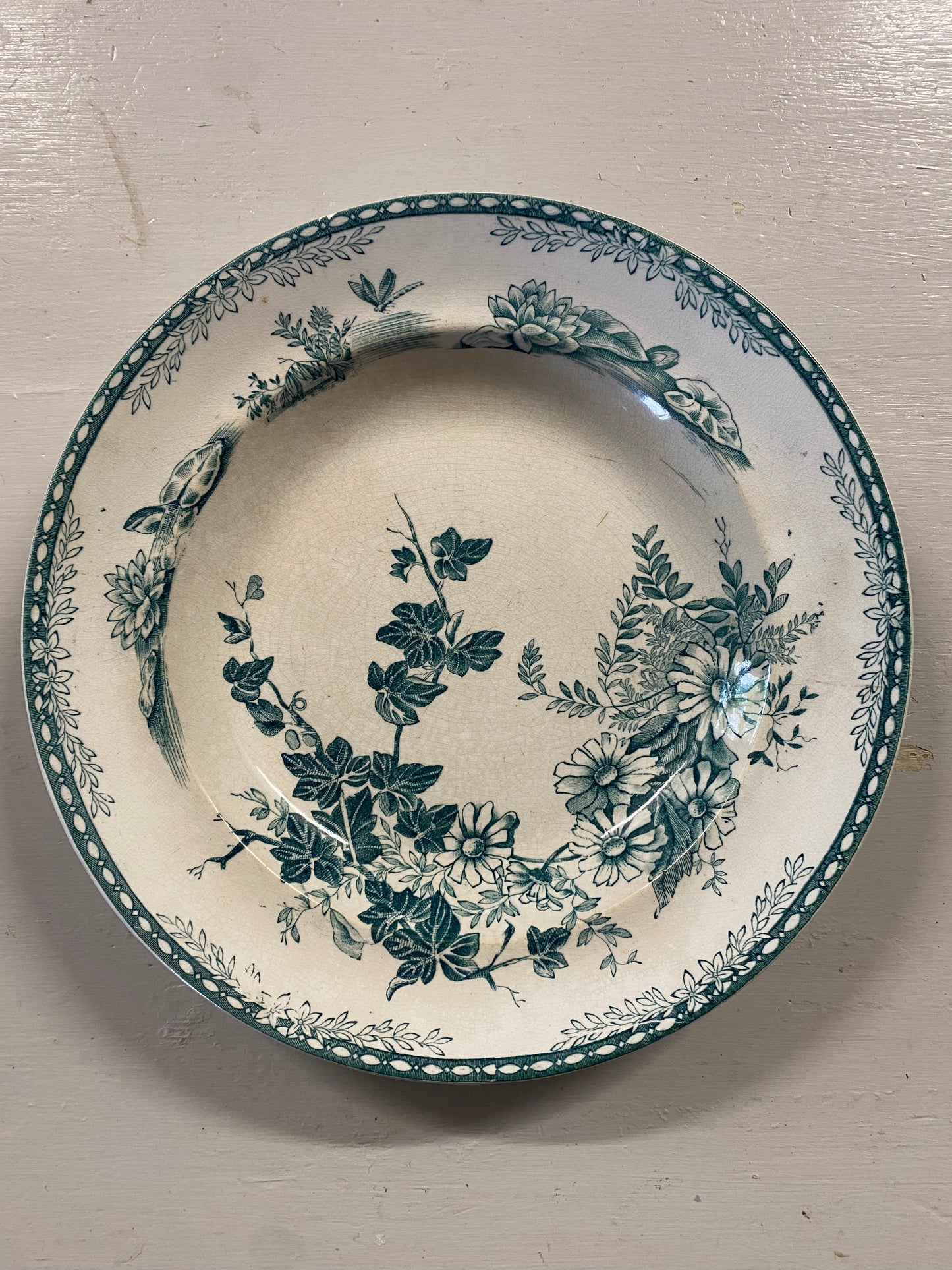 Djup tallrik i grönvitt - FLORA