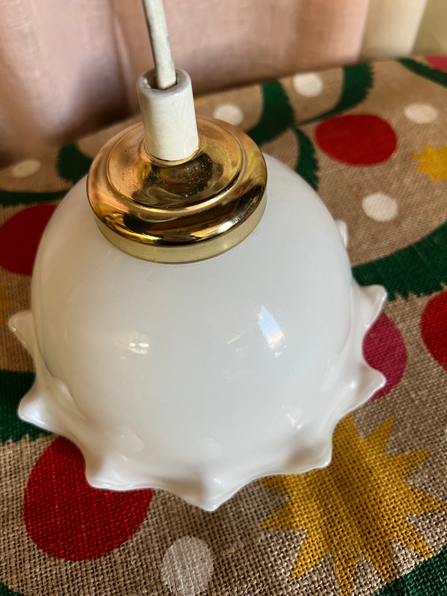 Gräddbakelse till lampa med volang