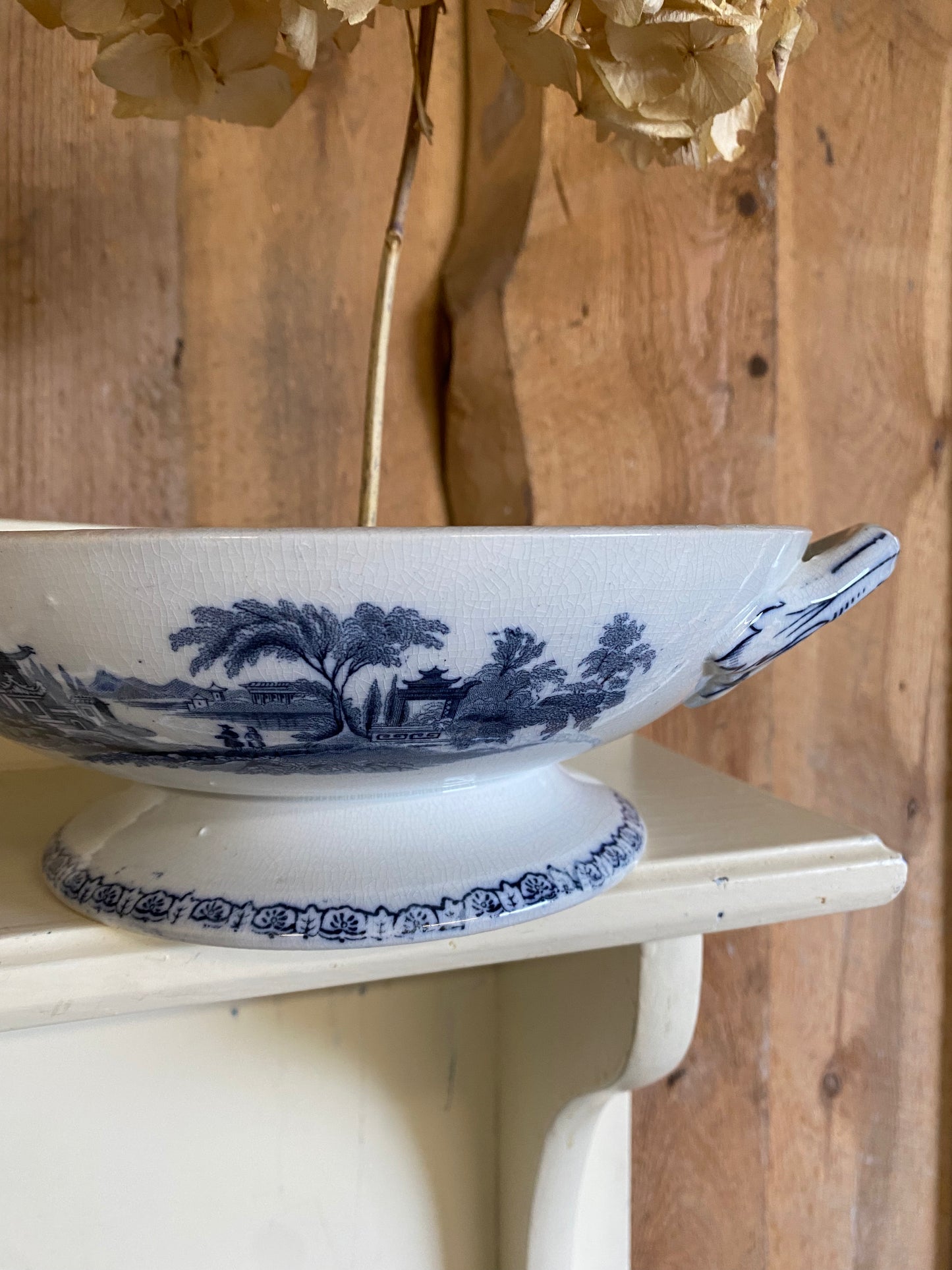 Terrin i blåvitt - Pottery