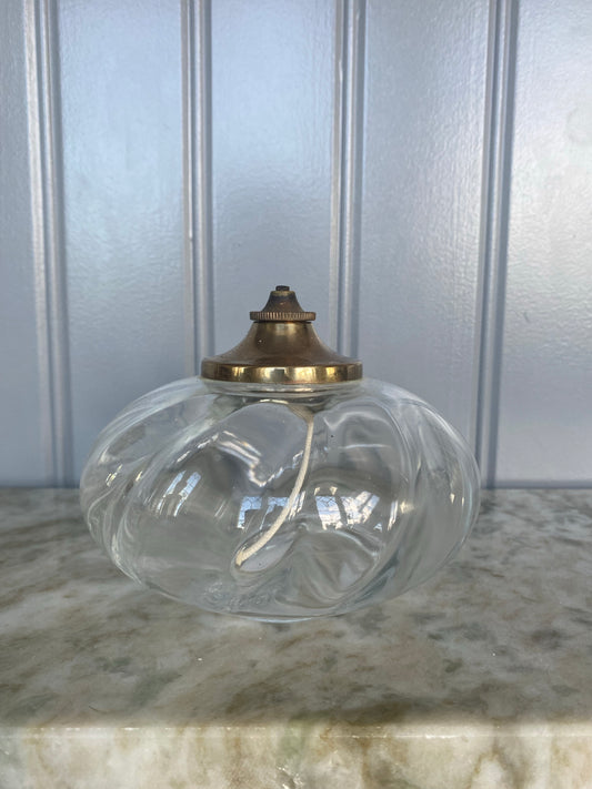 Oljelampa i glas med mässing