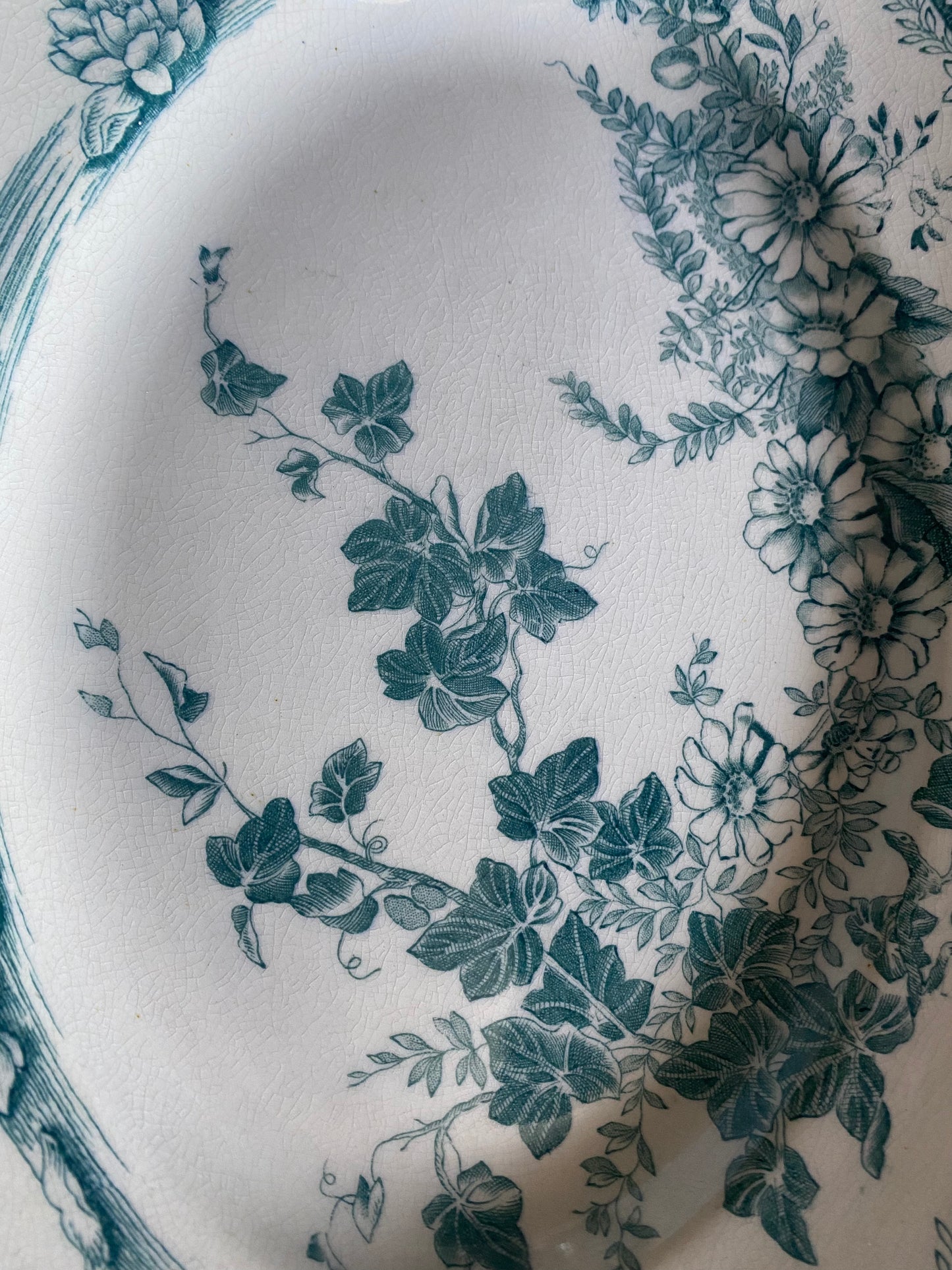 Ovalt uppläggningsfat - FLORA