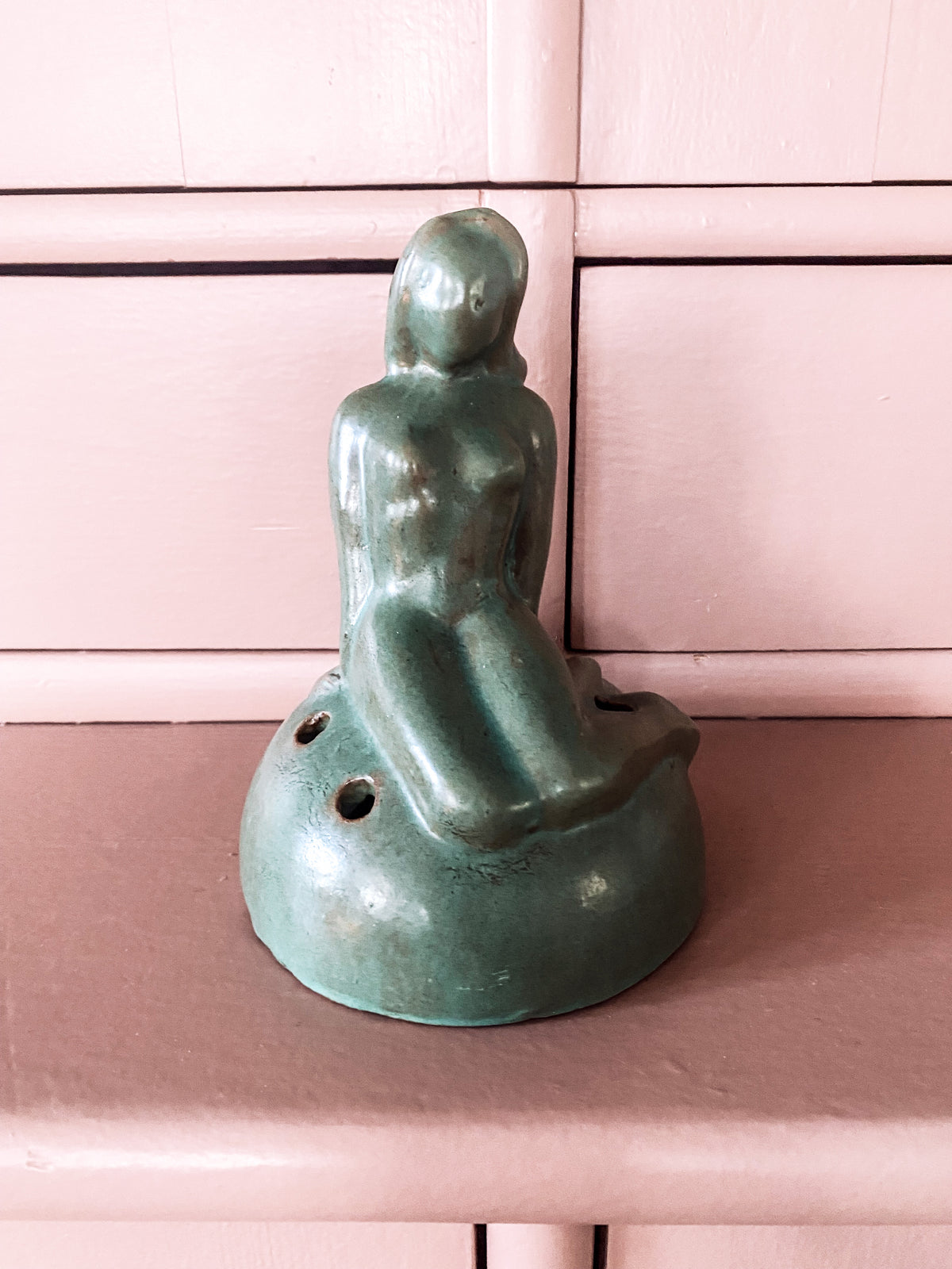 Grön vacker skulptur