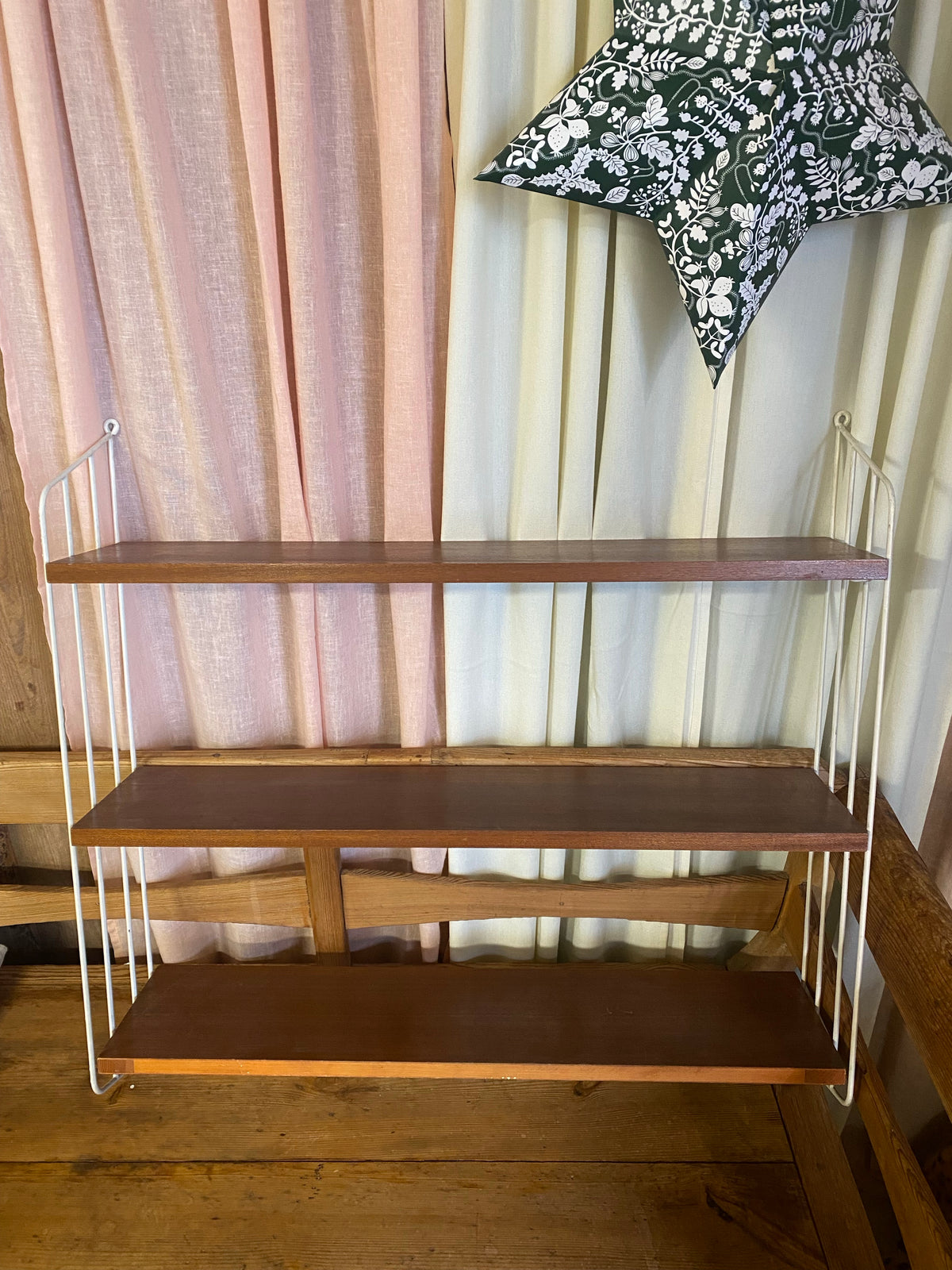 Stringhylla i teak 50-tal