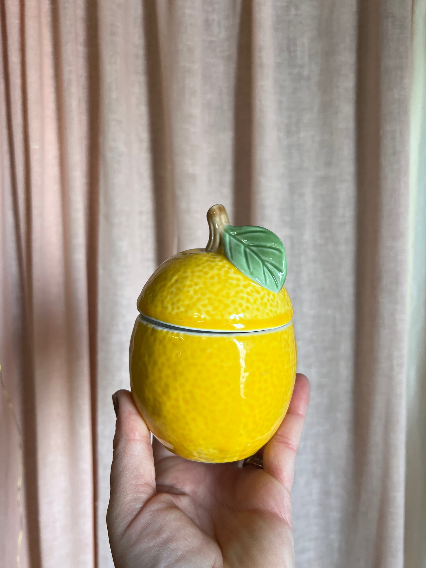 Citronskål med lock / ljus