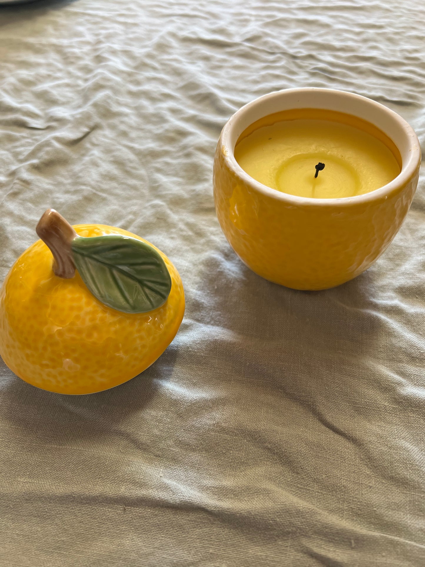 Citronskål med lock / ljus