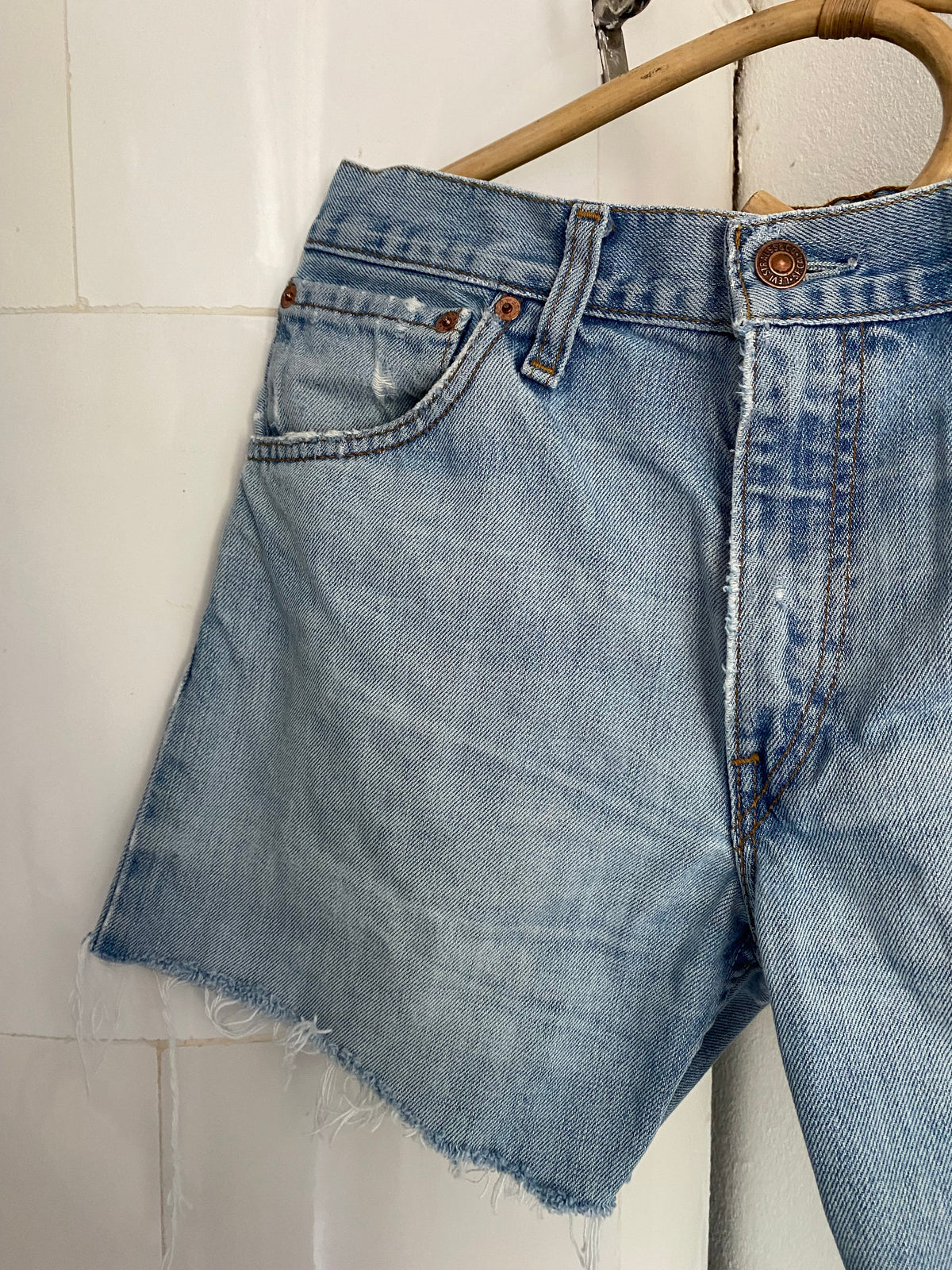 Levis original jeansshorts - ljusa