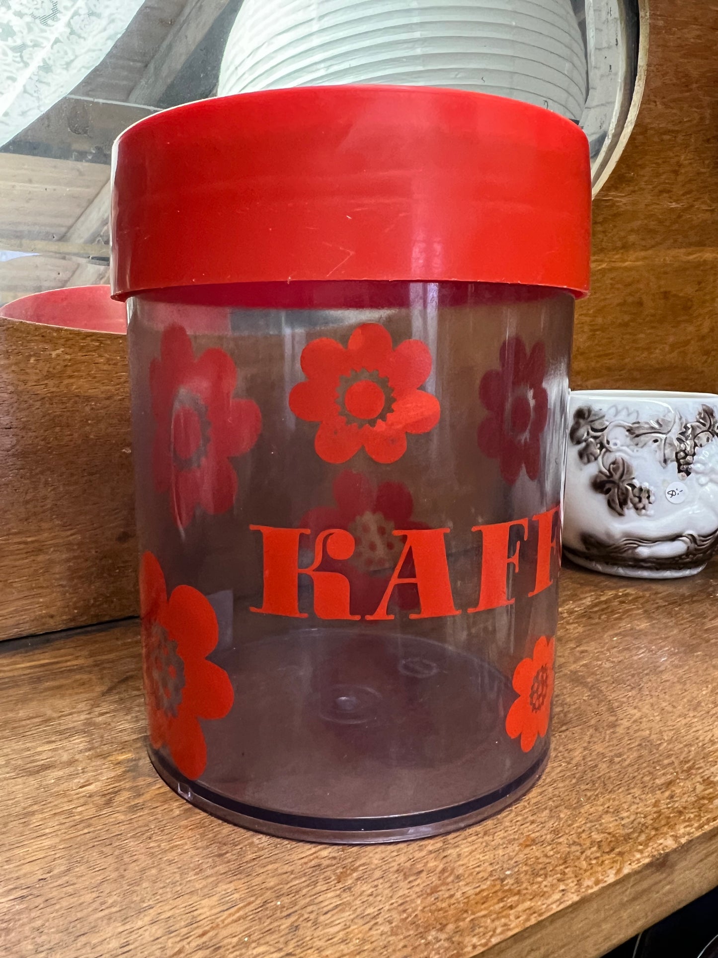 Kaffeburk röd - NilsJohan Bella-burken