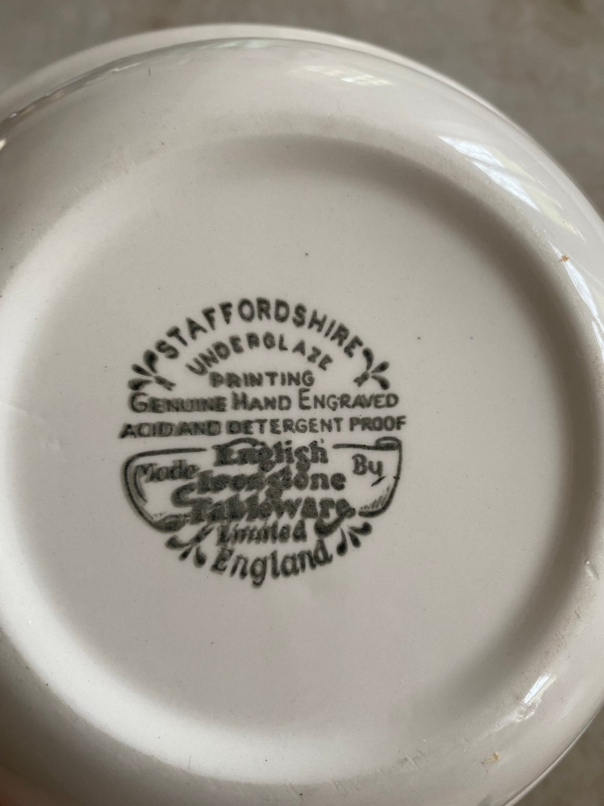 Grönvit serveringsskål - Engelskt porslin