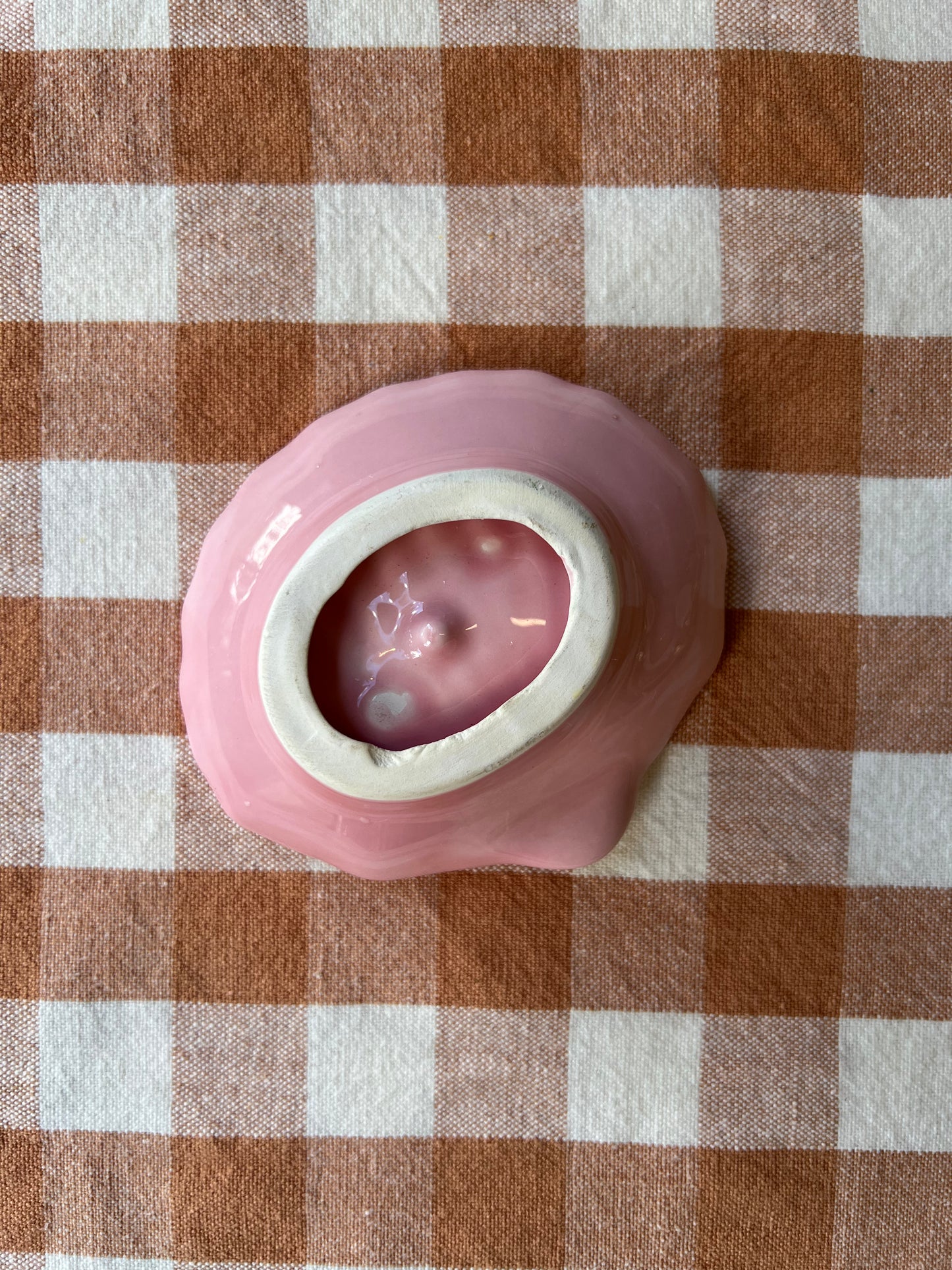 Snäckfat i porslin, rosa