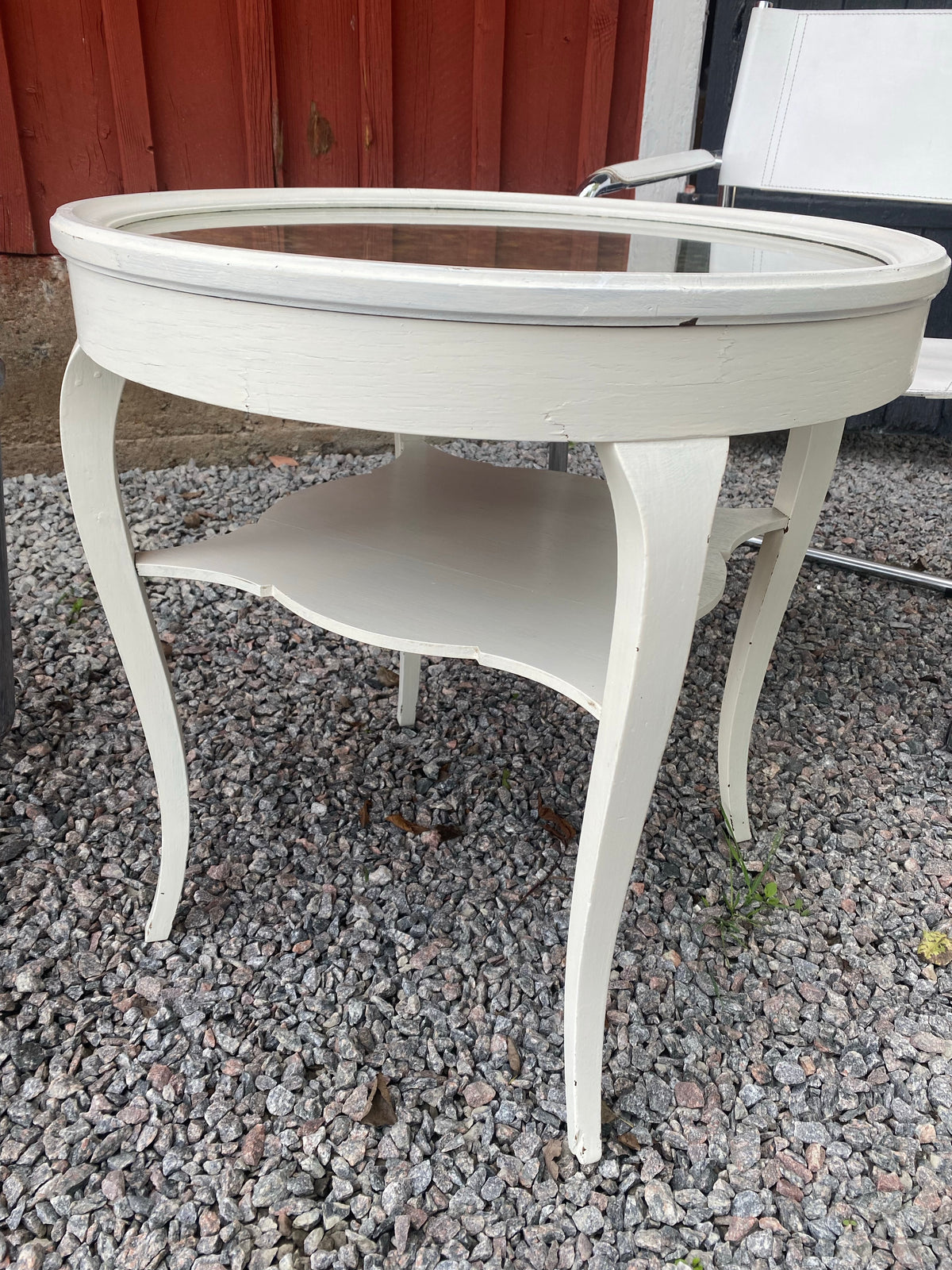 Unikt och charmigt sidobord