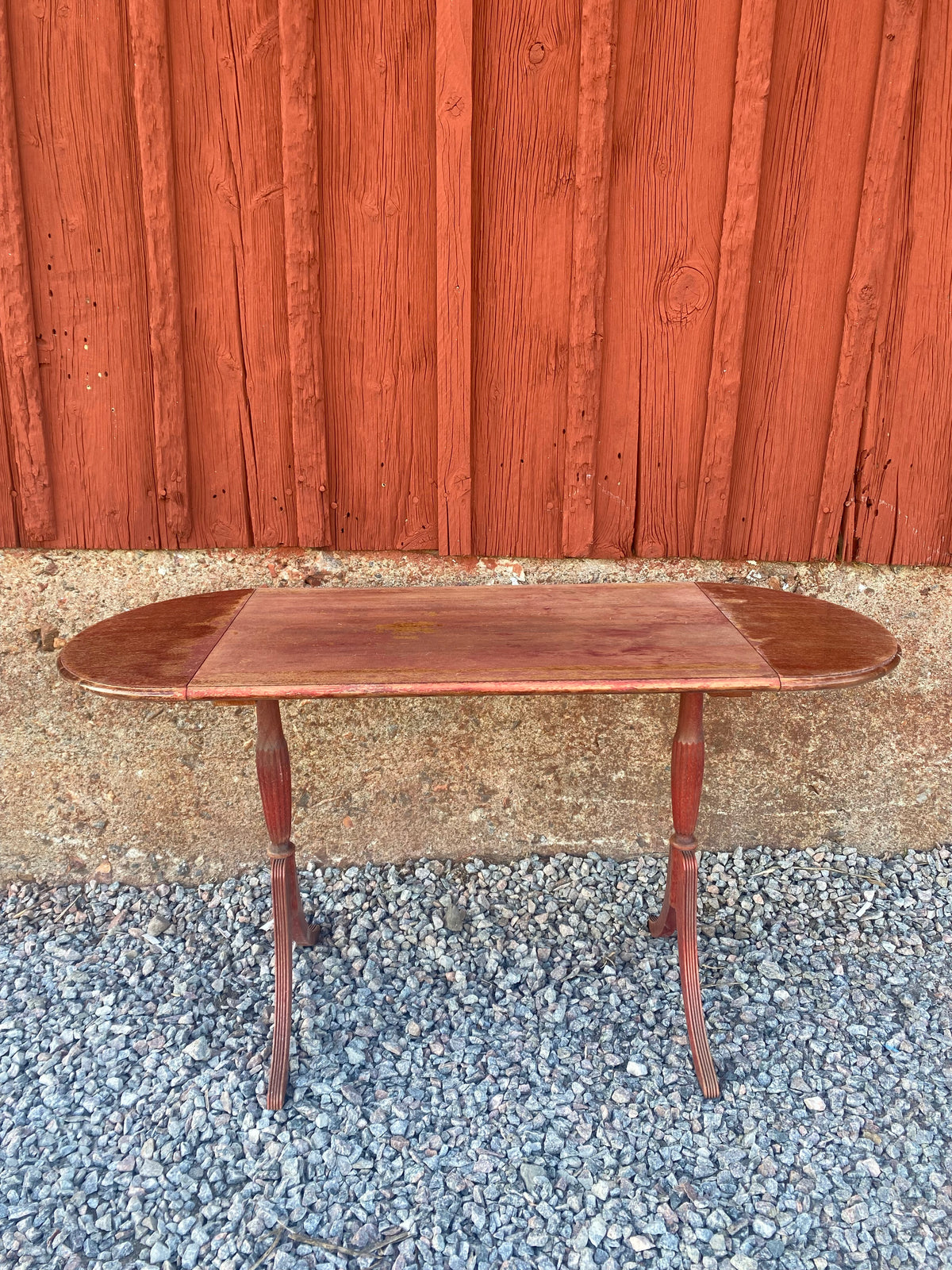 Charmigt litet sido-slagbord