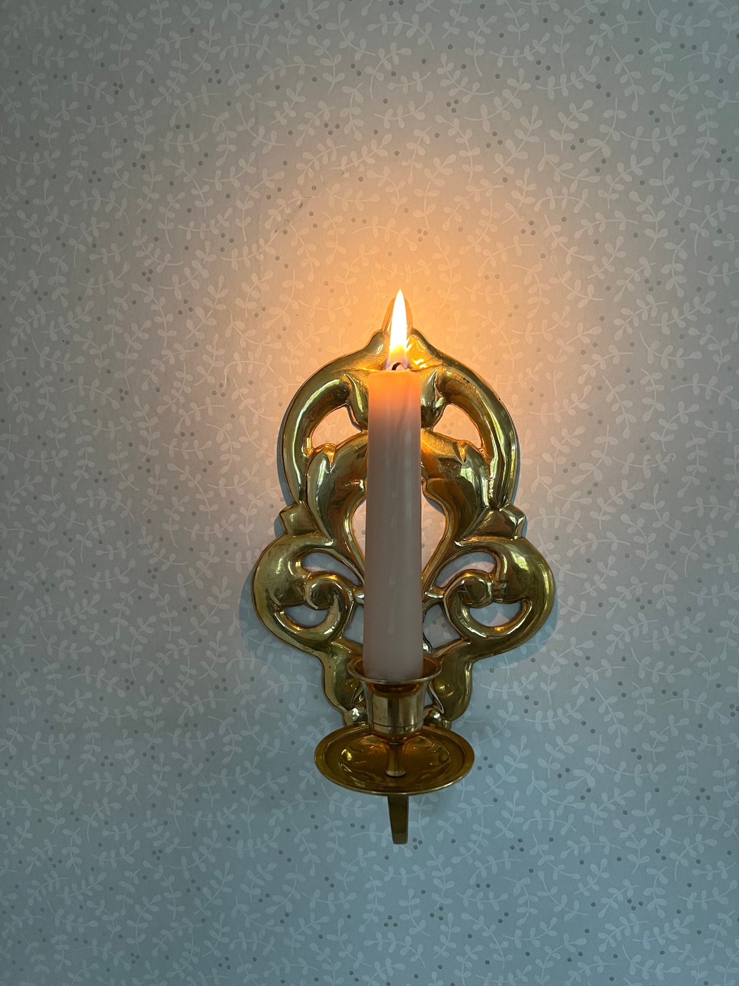 Väggljusstake i mässing