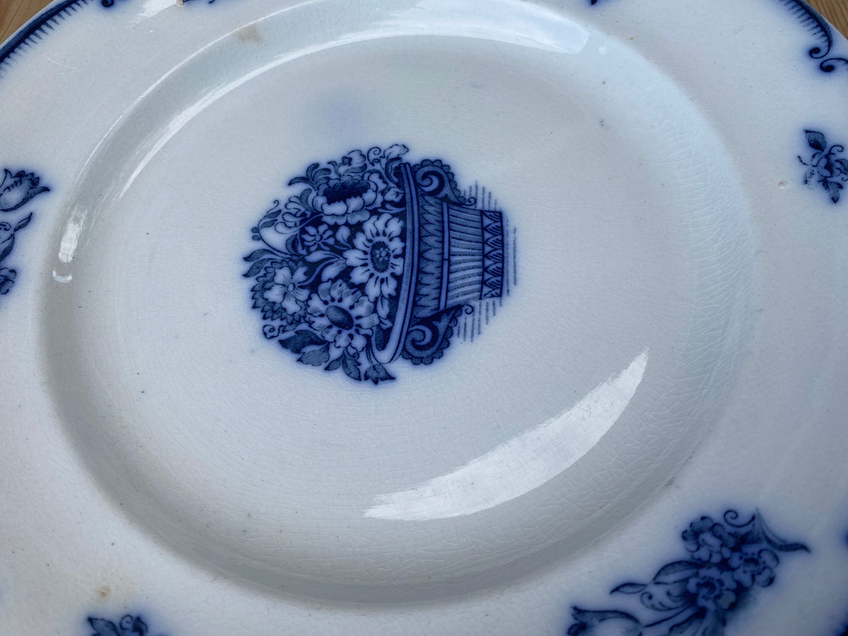 Blåvit tallrik blomsterkorg - Gustafsberg GEFION