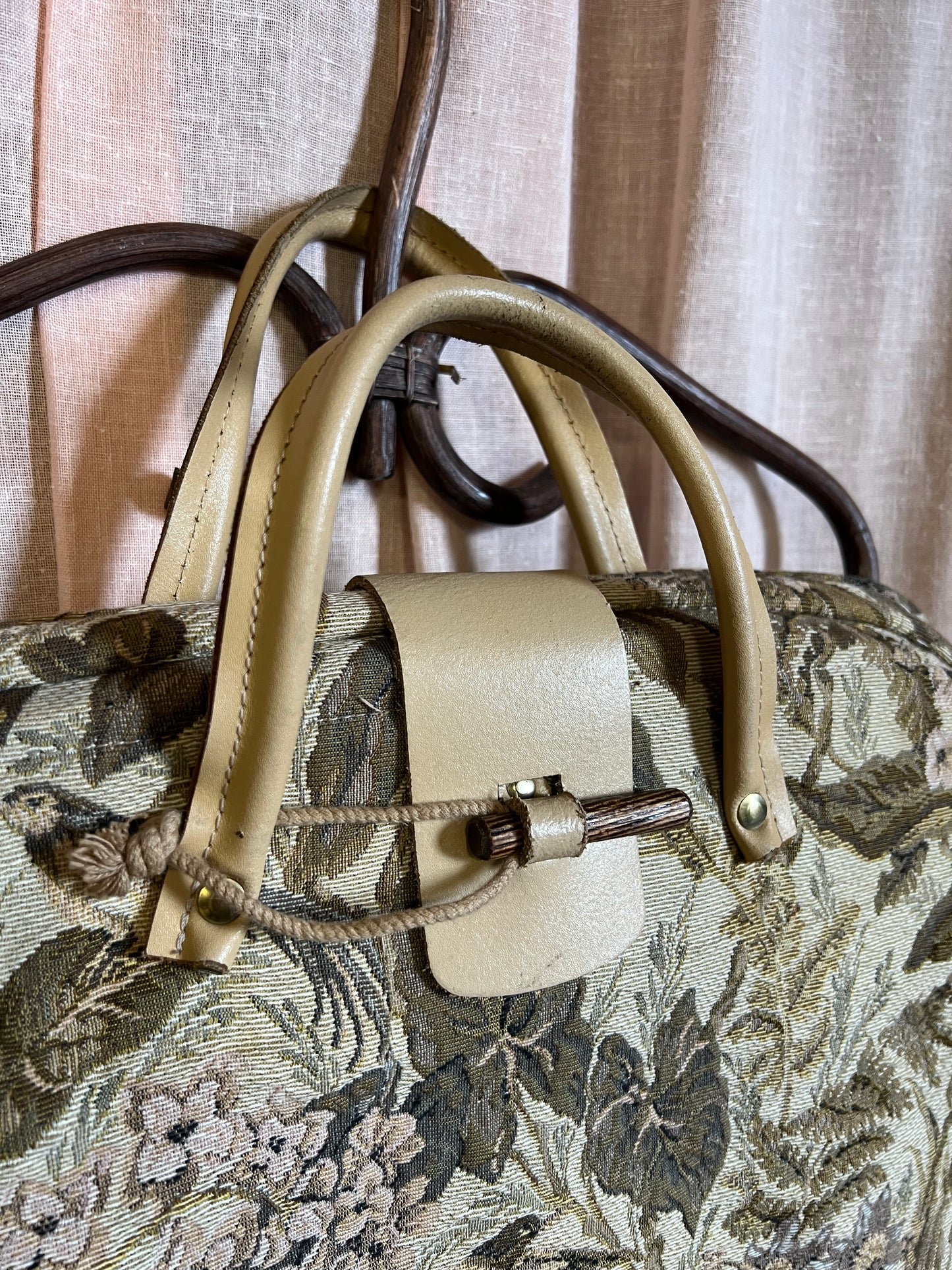 Vintage weekendbag i tyg med växter