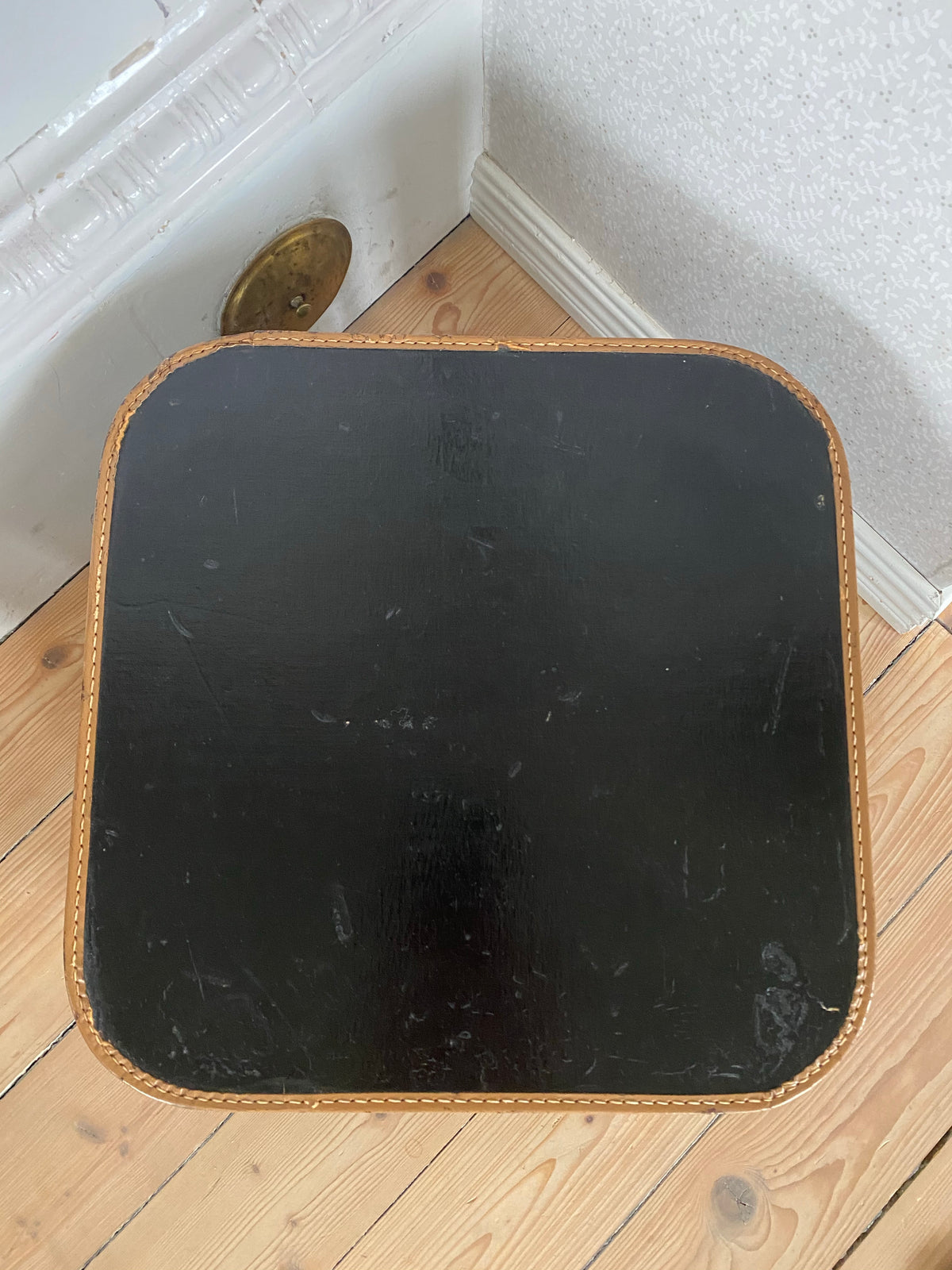 Charmig hattlåda