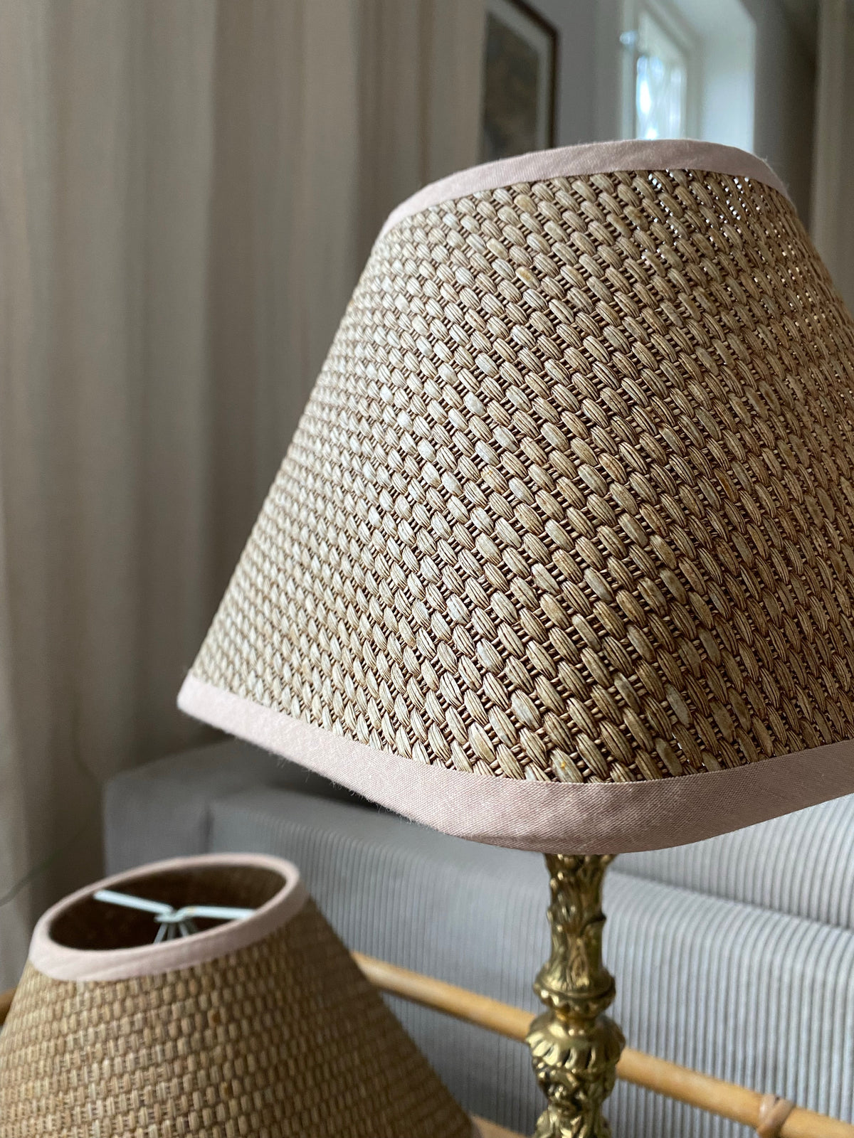 Två bedårande lampskärmar