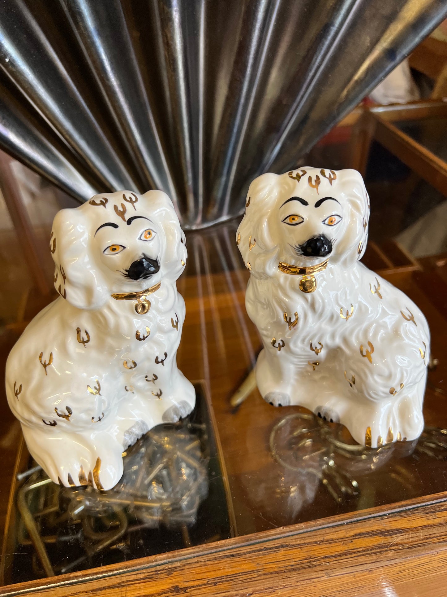 FIGURINER "Engelska Hundar" 1 par porslin, Beswick, England